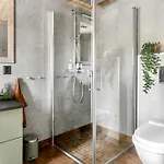 Ferienhaus Stylish Edge-of-forest By The Water Halden