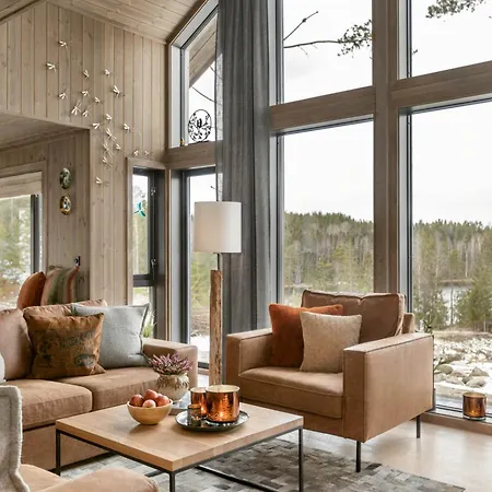Stylish Edge-of-forest By The Water Holiday home Sarpsborg